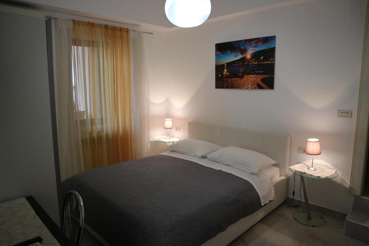 Apartments Komel II Опатия Екстериор снимка