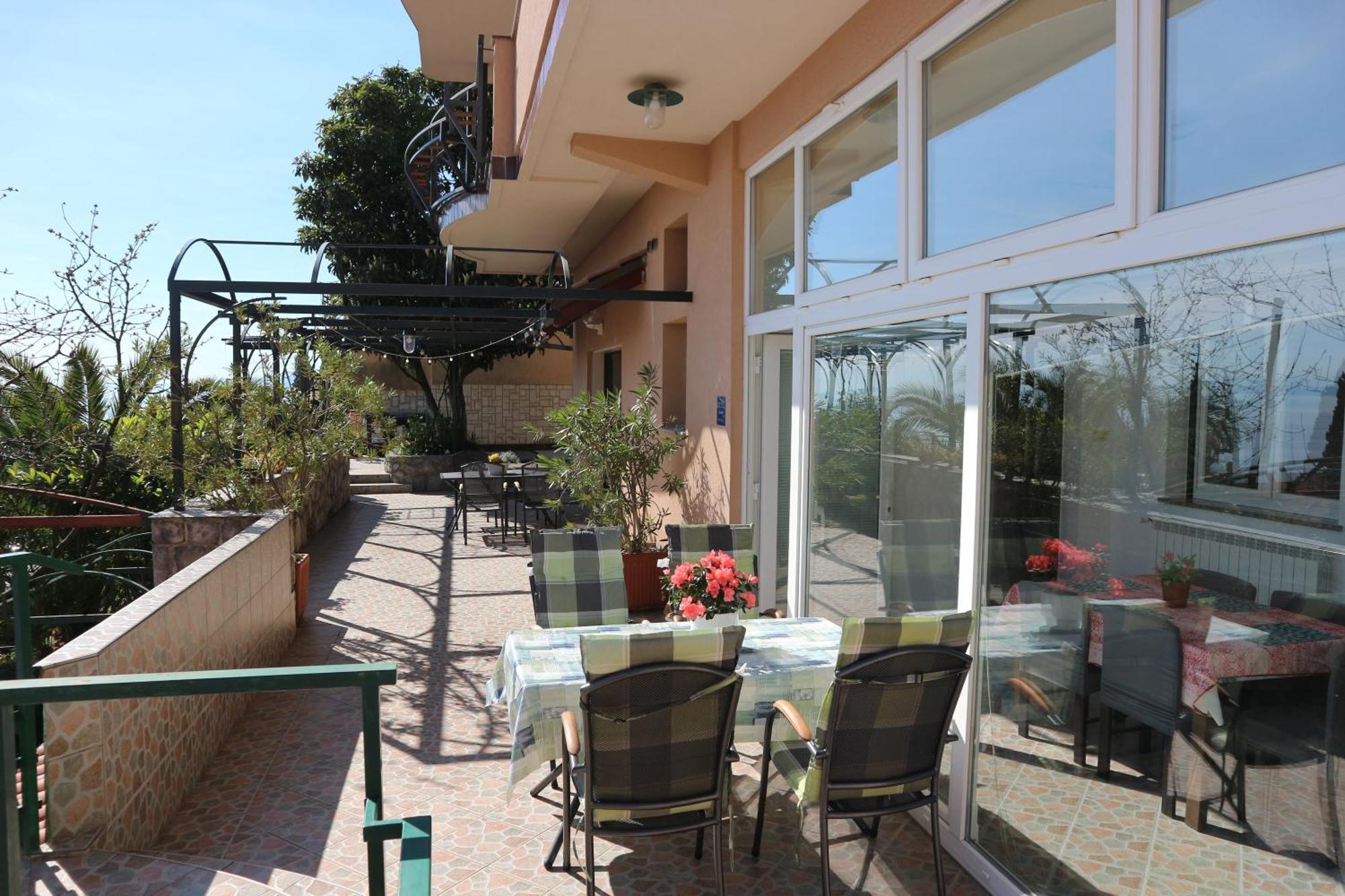 Apartments Komel II Опатия Екстериор снимка